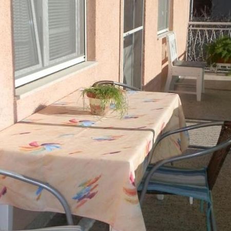 Apartment Julietta Pirovac Bagian luar foto